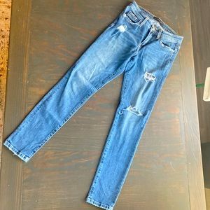 Like new Flying Money distressed jeans